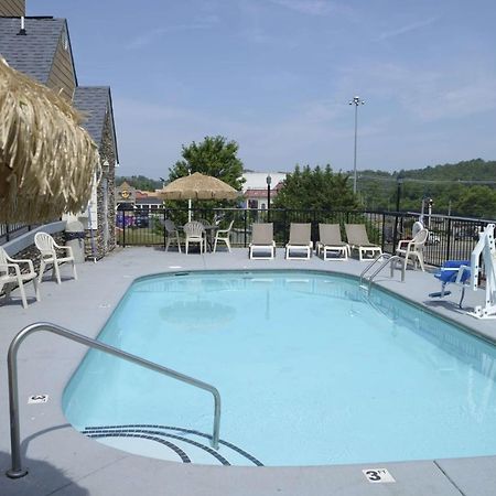 Microtel Inn & Suites By Wyndham Pigeon Forge Extérieur photo