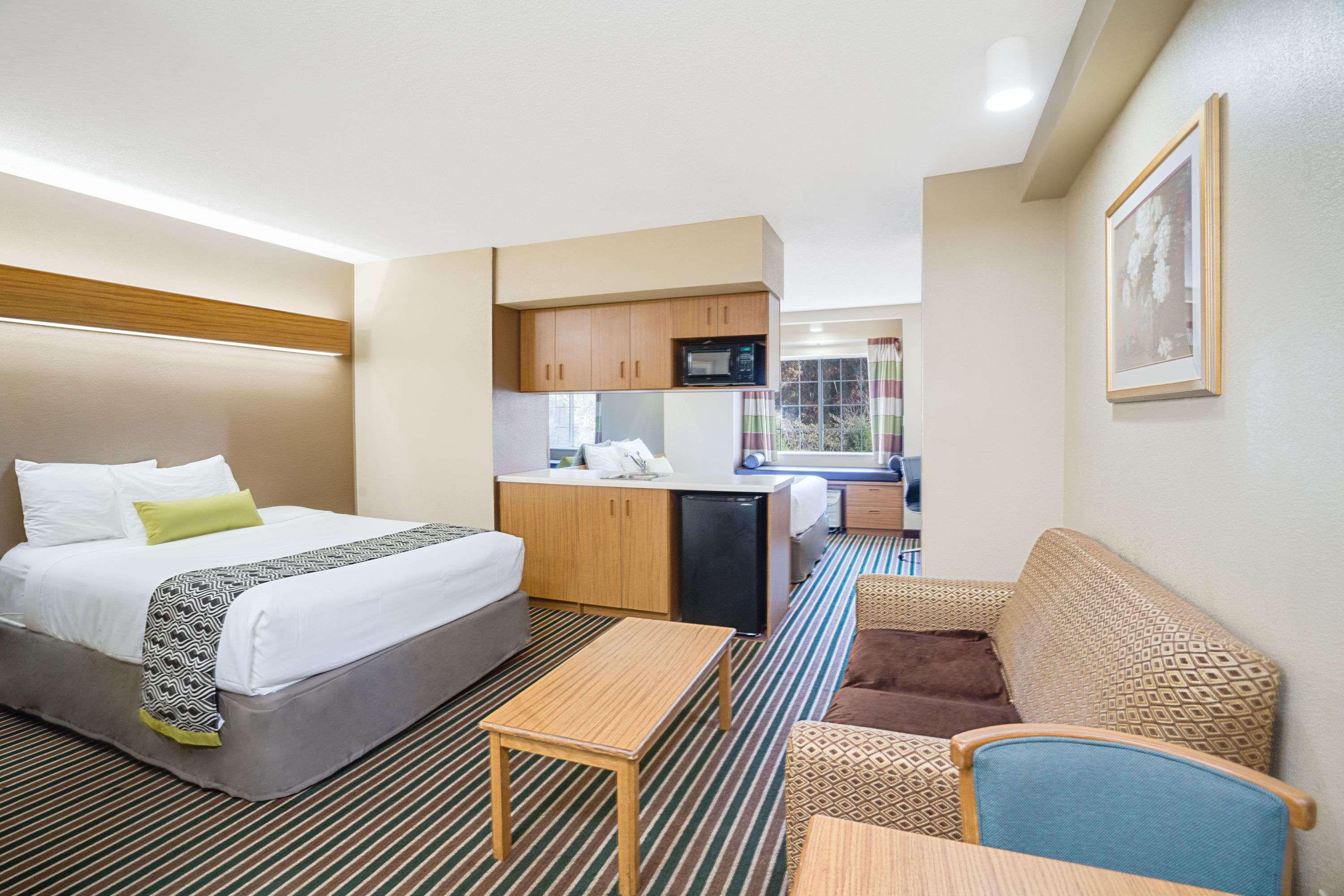 Microtel Inn & Suites By Wyndham Pigeon Forge Extérieur photo