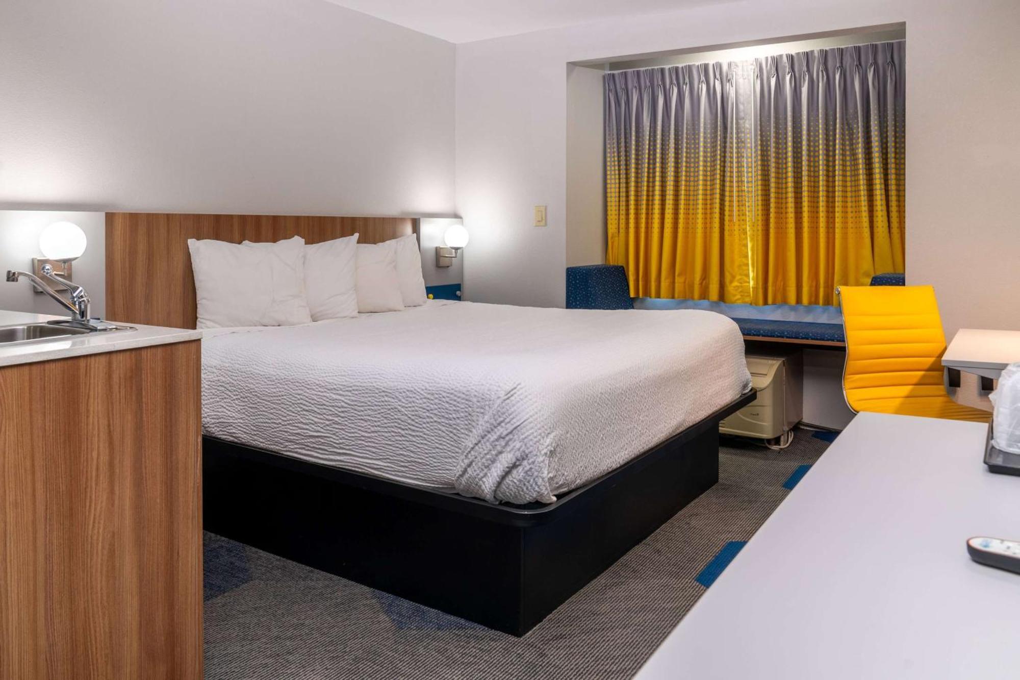 Microtel Inn & Suites By Wyndham Pigeon Forge Extérieur photo