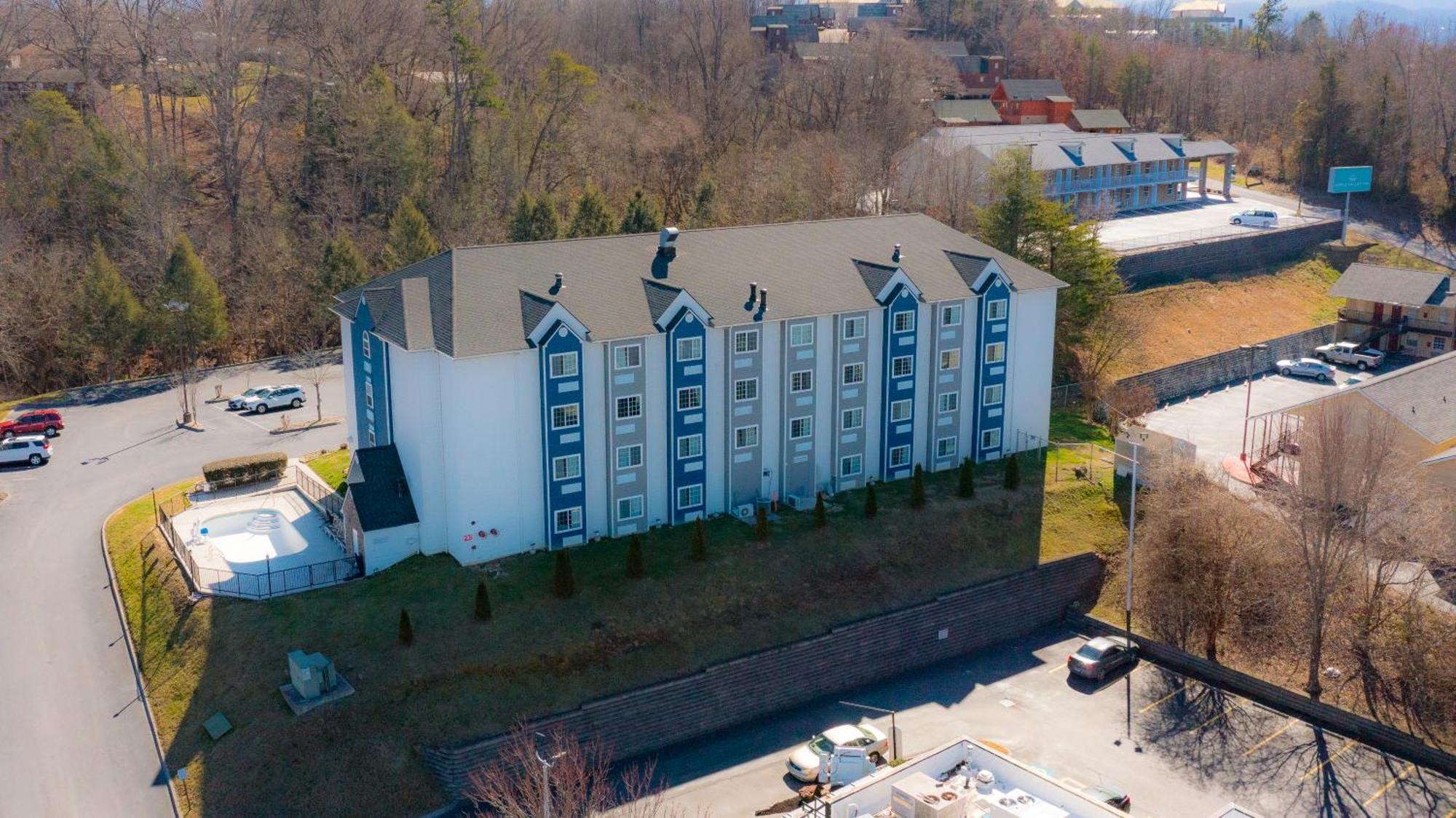 Microtel Inn & Suites By Wyndham Pigeon Forge Extérieur photo