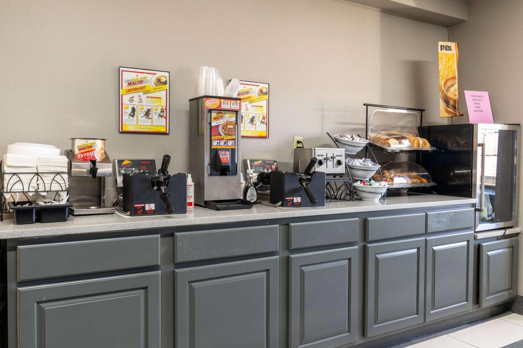 Microtel Inn & Suites By Wyndham Pigeon Forge Extérieur photo