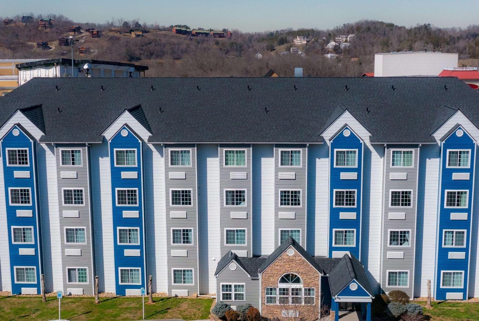 Microtel Inn & Suites By Wyndham Pigeon Forge Extérieur photo